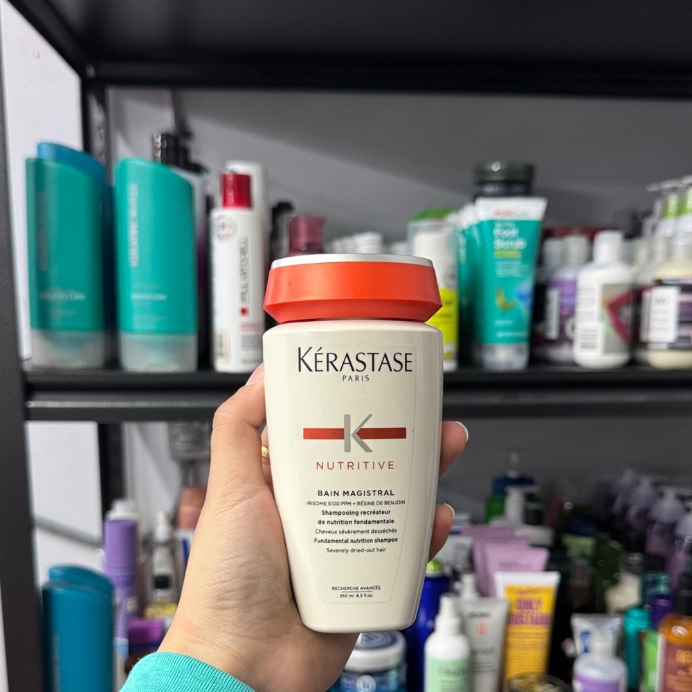 Kerastase Nutritive Shampoo - White and Orange